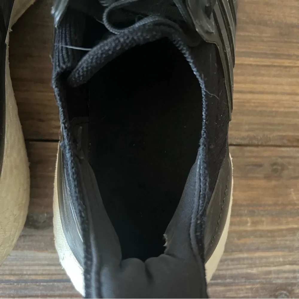 Adidas Black Ultraboost 21 Shoes Size women’s 10